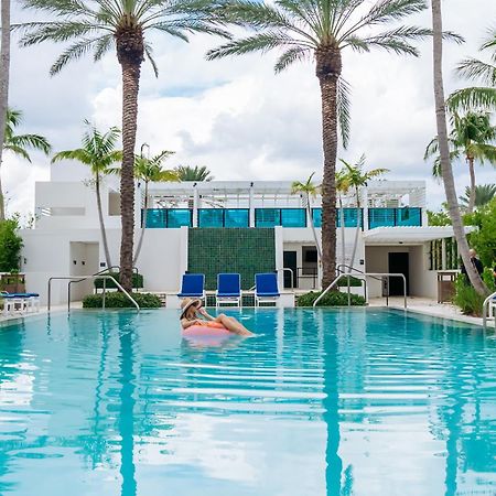 Tideline Palm Beach Ocean Resort And Spa Екстериор снимка